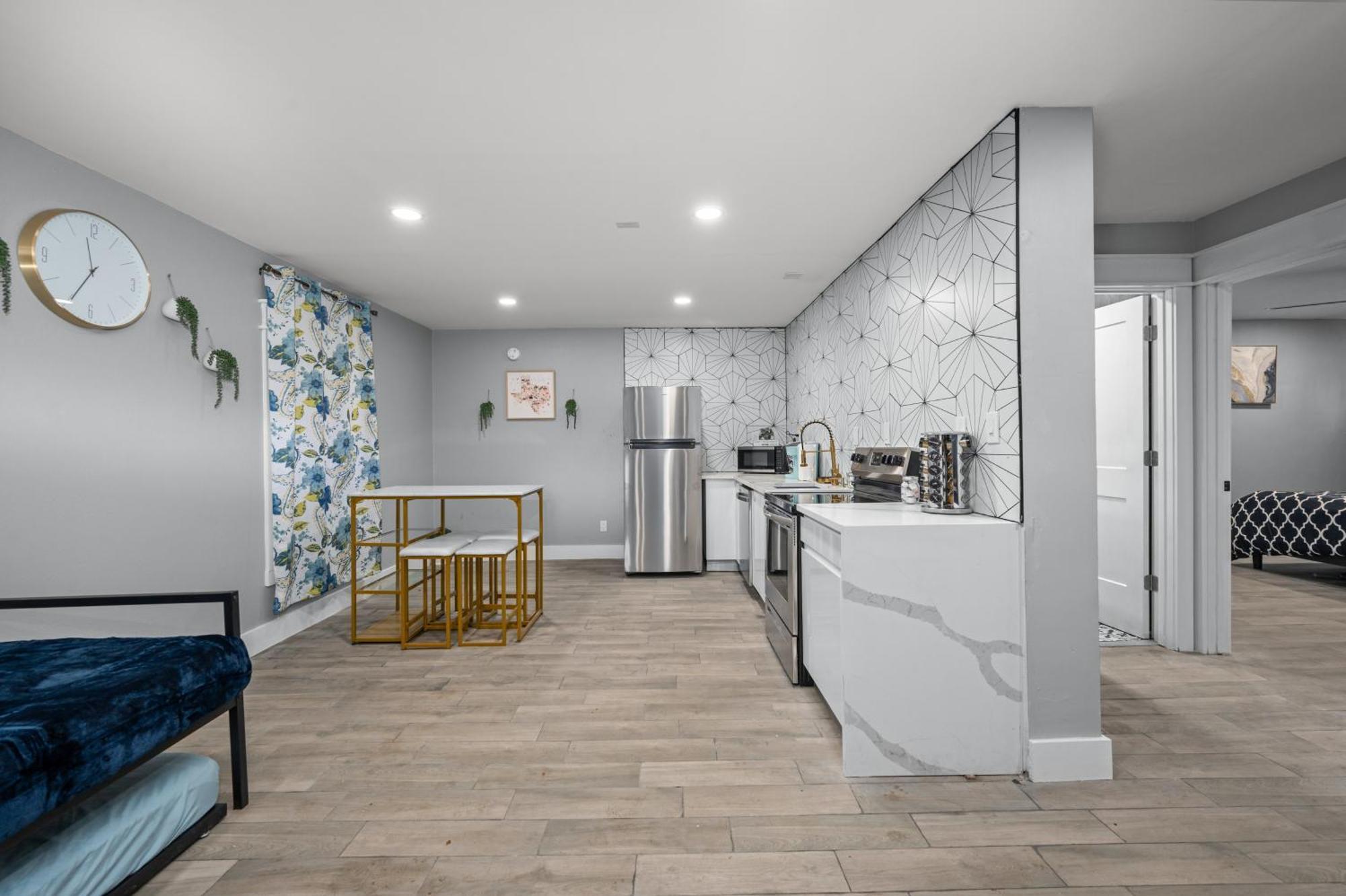 Comfortable 2Br Uptown Escape With Free Park Χιούστον Εξωτερικό φωτογραφία