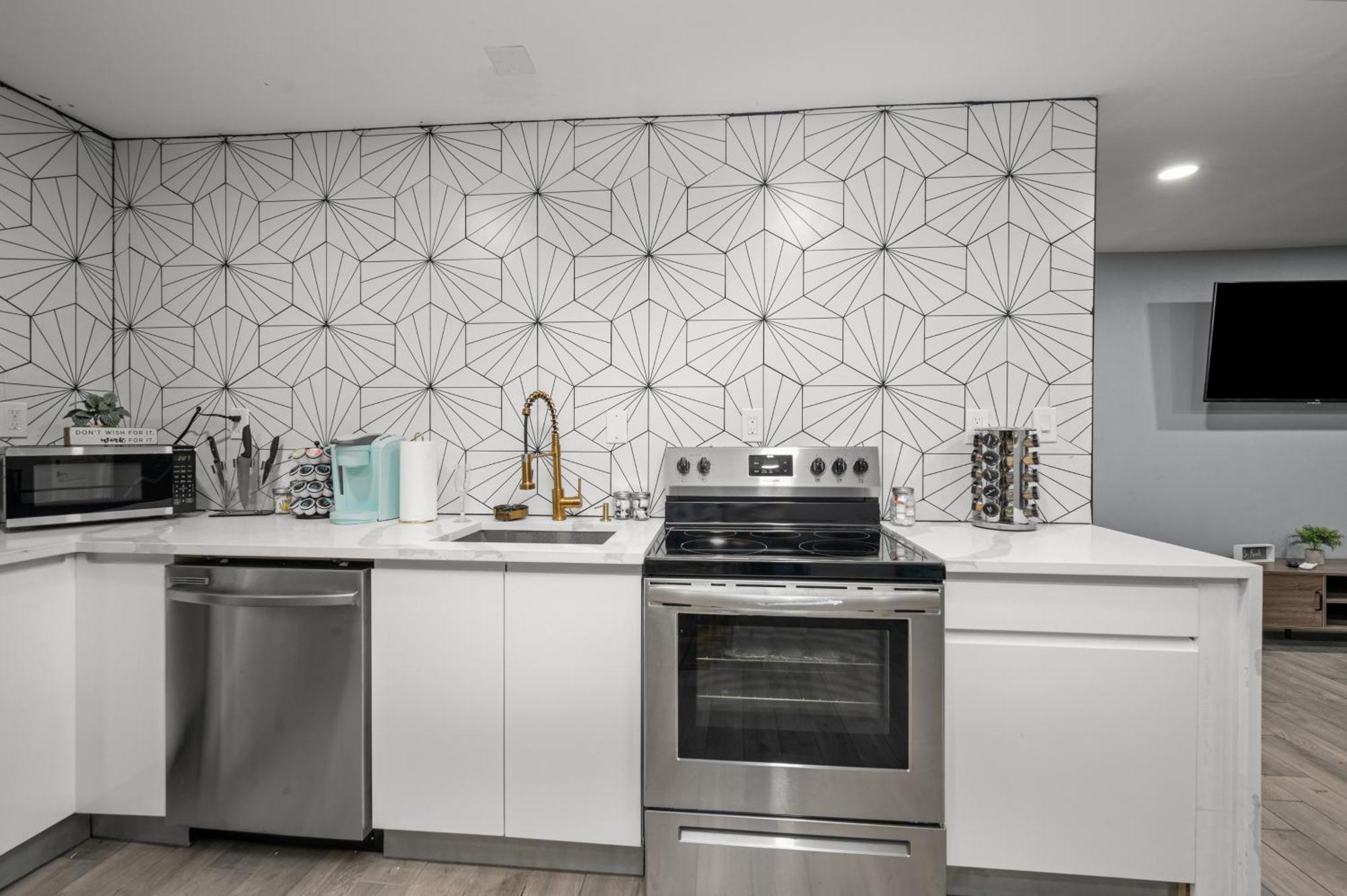 Comfortable 2Br Uptown Escape With Free Park Χιούστον Εξωτερικό φωτογραφία